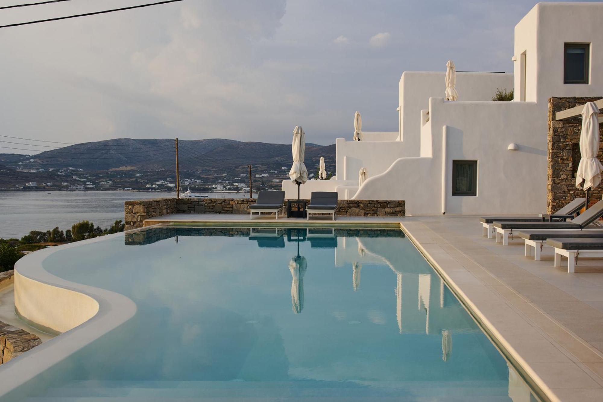 Kolympithres Kymo Luxury Suites Paros المظهر الخارجي الصورة