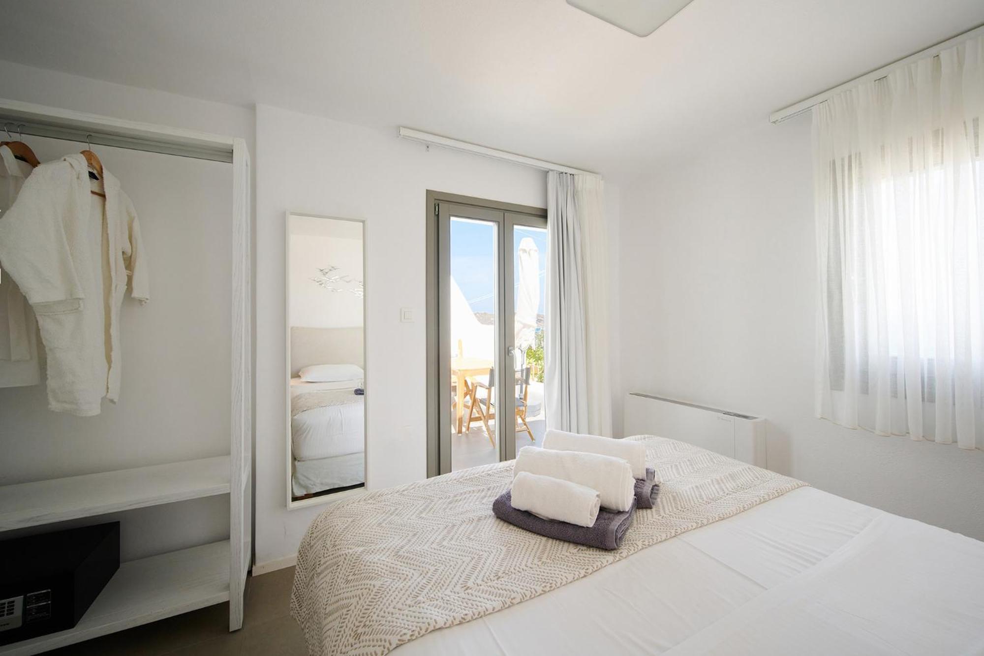 Kolympithres Kymo Luxury Suites Paros المظهر الخارجي الصورة